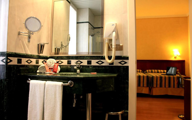 Hotel Cervantes