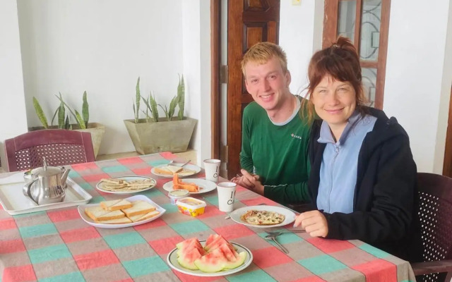 Farah Guest Inn