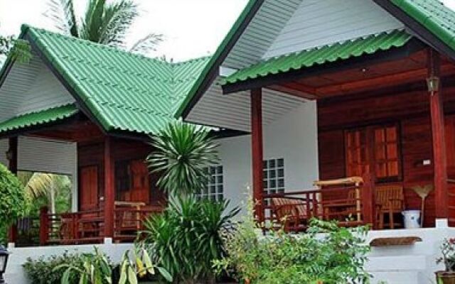 Double Duke Bungalows