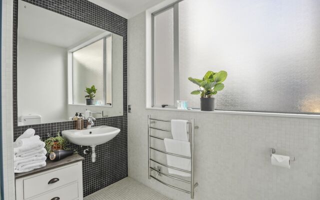 Central Executive Parnell Designer Home