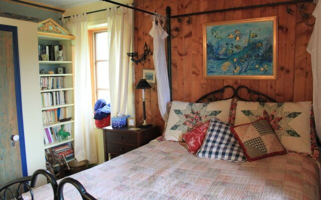 La Maison sous les Lilas