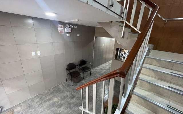 LEO DO-DO Hostal Piura