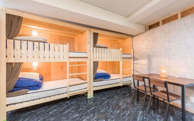 The Gemini Inn - Hostel