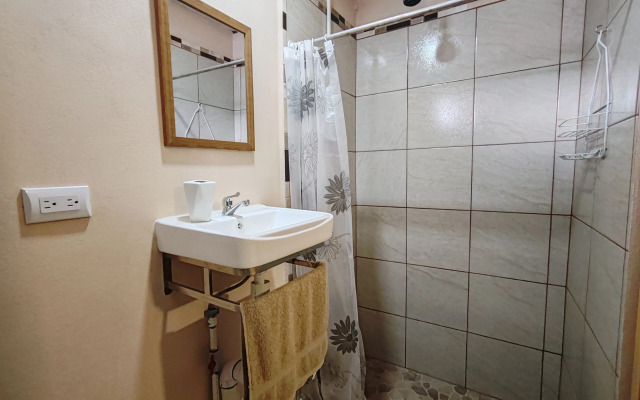 Costa Rica Eco-container Hotel