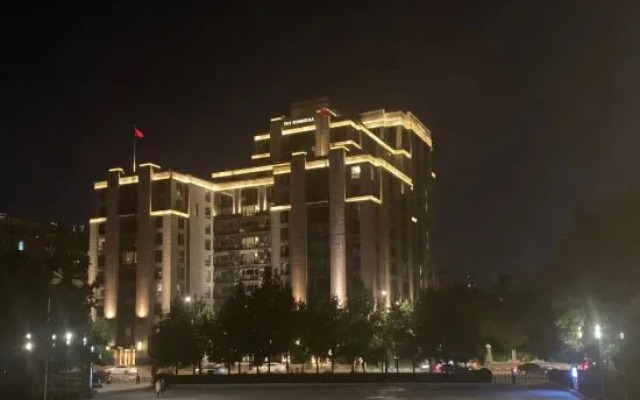 HanTing Hotel (Shanghai The Bund Jiujang Road)