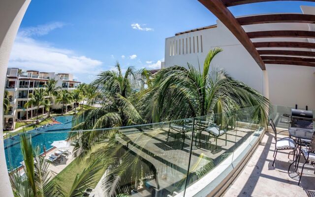 Elements Penthouse 5 3 Bedroom Condo by RedAwning