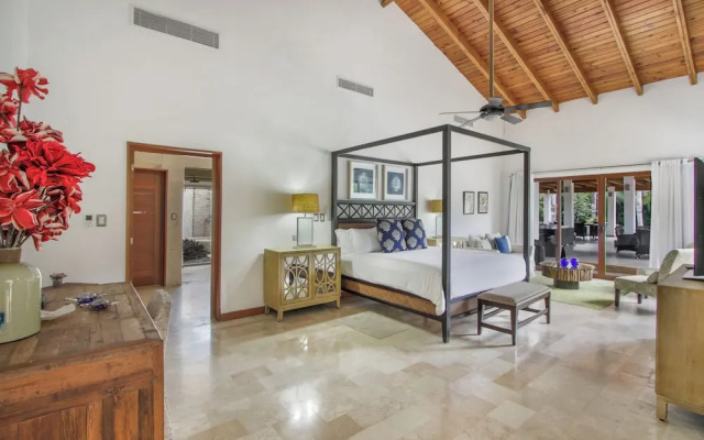 Luxurious 5-bdr villa at Casa de Campo