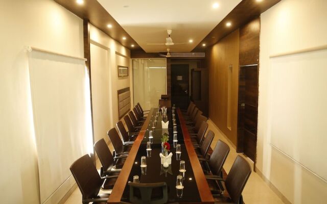 Silver Estate Resort