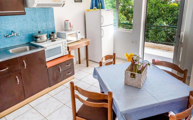 Faros Apartments