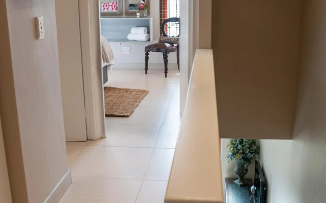 Avemore Mareba Court No 9- with backup power