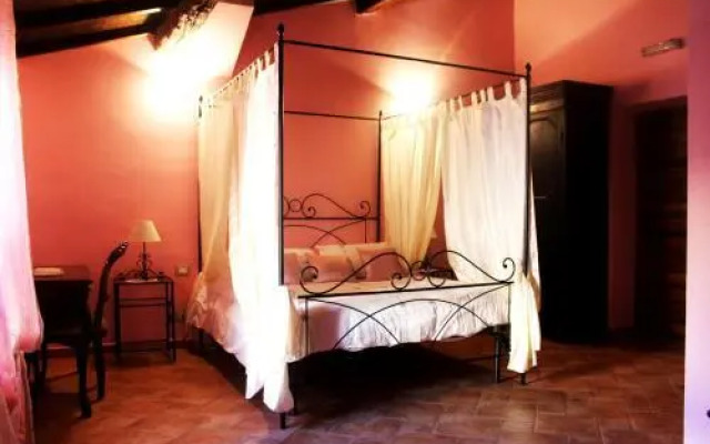 Le Fate Del Lago Rental Room