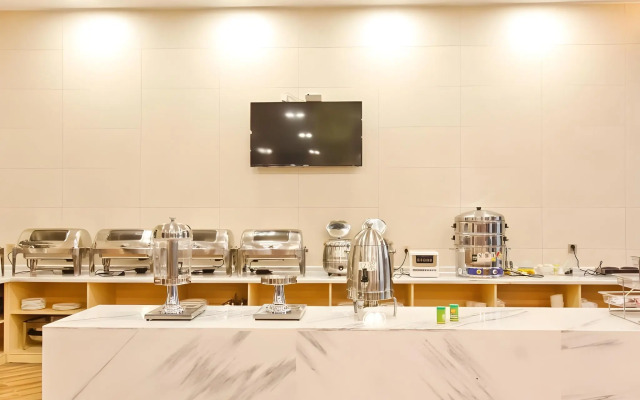 GME Hefei Fuyang North Road Beicheng Hotel