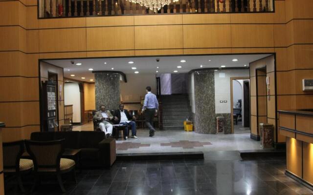 Al Thanaa Alraqi Furnished Apartments