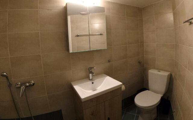 Room B8