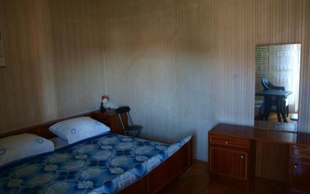 Guest house Brodarica