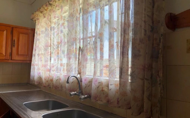 Sunflower Guesthouse Noordwyk - Midrand