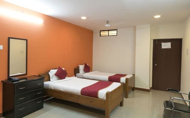 OYO  Collection O 80886 Hotel Sun City