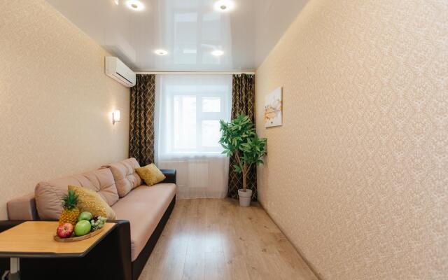 Yousinn (Юсинн) на улице Бориса Богаткова 213