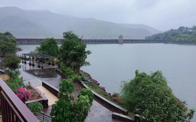 Lavasa Luxury Lakeview Studio