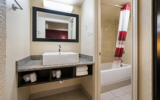 Red Roof Inn North Dallas - Park Central
