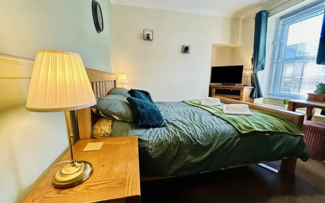 The Oaks Cottage