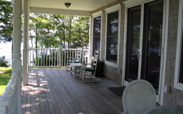 Edgewater Estate - Five Bedroom Home