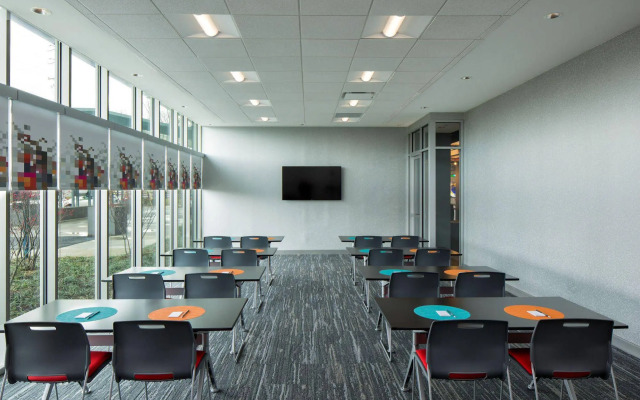 Aloft Louisville East