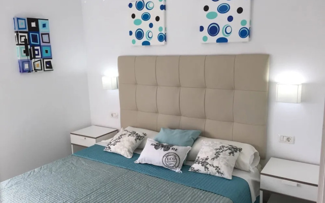 Delicious Los Cristianos,achacay,2bdr & 2bathr Beach Close Wifi Free