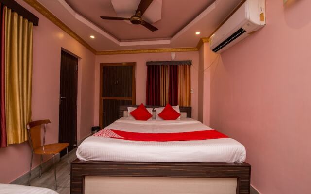 Moon Light Hotel