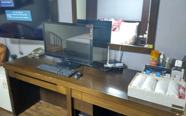 Namwon Greenpia Motel