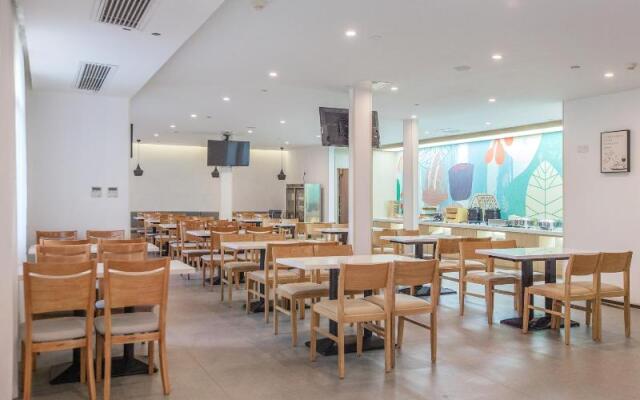 Hanting Hotel Wuhan Zhongshan Park Metro Station