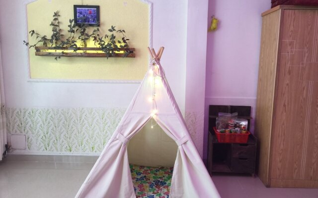 Hai Cay Thong Homestay - Hostel