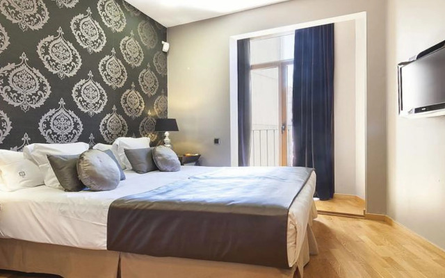 Uma Suites Luxury Midtown