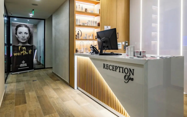 Natura All Seasons Boutique Hotel
