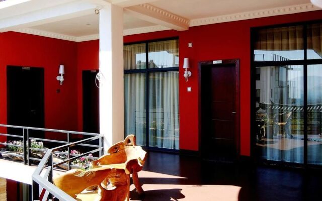 Dali Yunding Hotel