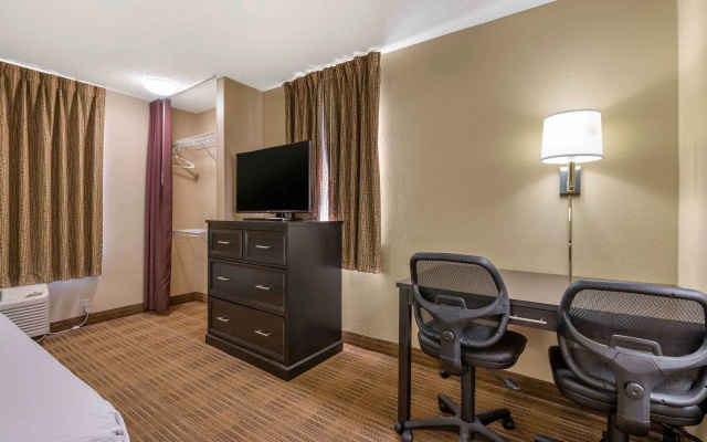 Extended Stay America Suites Champaign Urbana