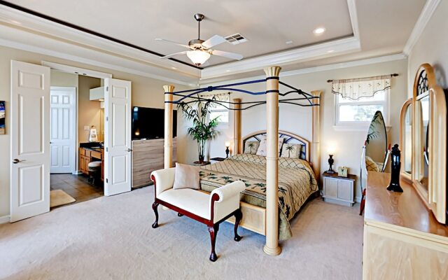 8413 Leander - 4 Br Home