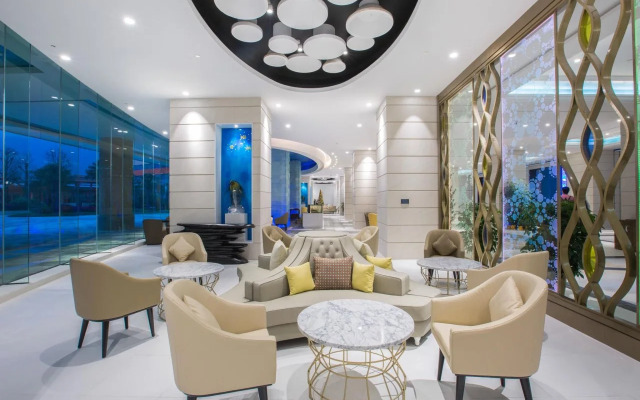 Chimelong Hengqin Bay Hotel