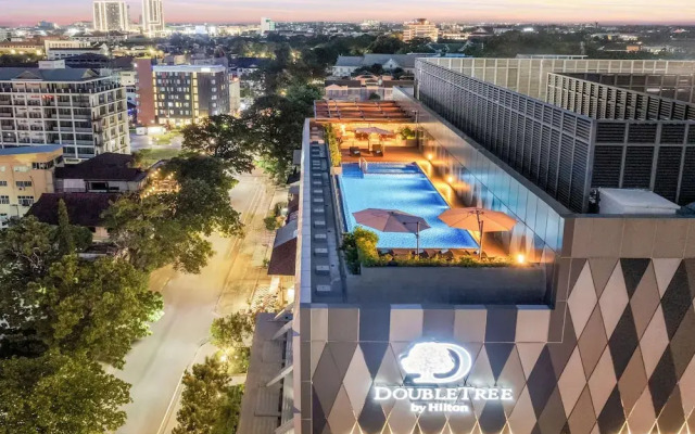 DoubleTree by Hilton Vientiane