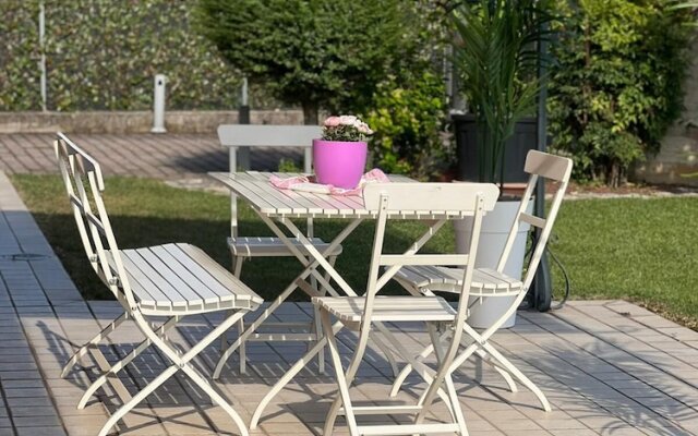 Room in B&B - Casa Belvedere - Complimentary Wifi and Private Parking