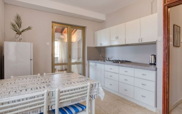 Apartment Daria Como 28455