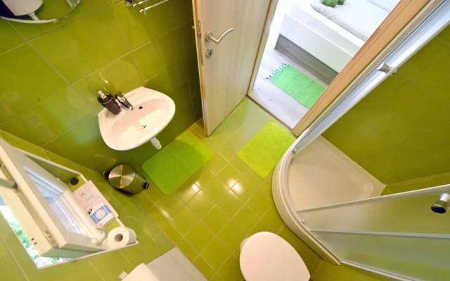 Guest House Rudine