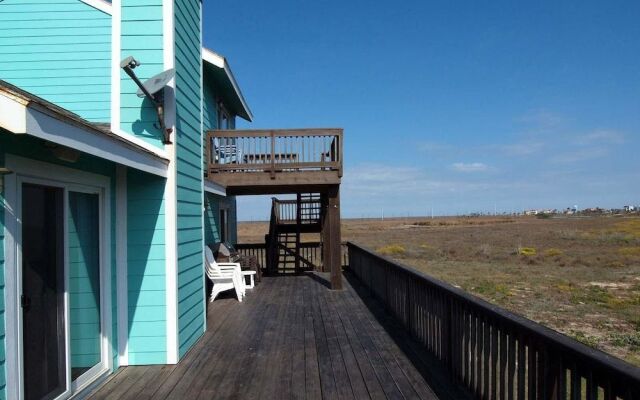 Pelican s Place LCV23