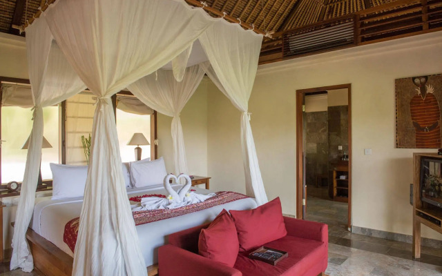 Komaneka at Monkey Forest