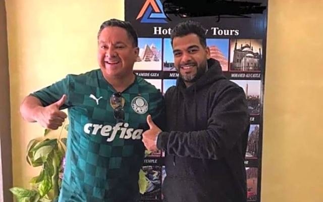 Panoramic pyramids Hills inn