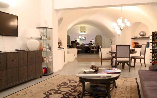 Grand Ambassador Santorini Hotel