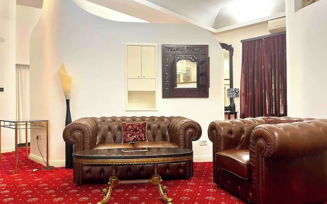 Luxury Family Residence With Free Parking
