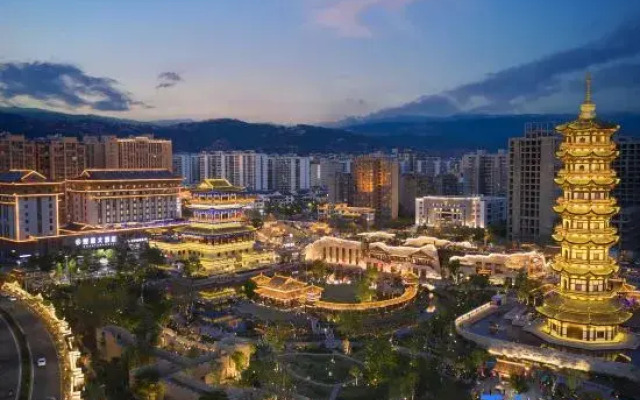 Xichang Guantang Hotel (Qionghai 17 Degrees Tang Garden Branch)