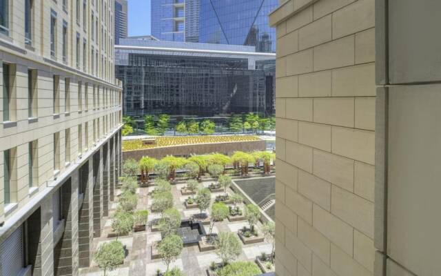 Luxurious Apt in Impressive Difc Tower