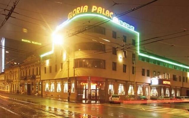 Hotel Gloria Palac